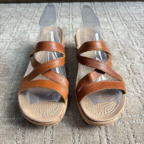Crocs A-Leigh Sandal Cork Wedge Platform Women's 8 Brown Tan Leather Shoes - Picture 2 of 7